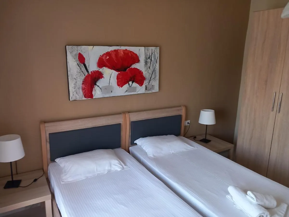 Lampos House Vourvourou 아파트