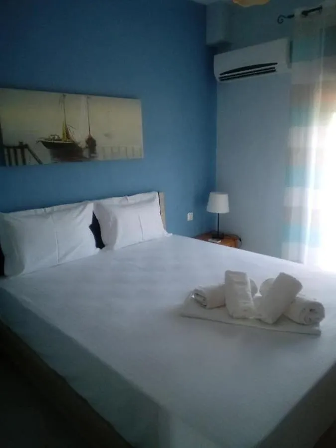 Lampos House Vourvourou Apartment