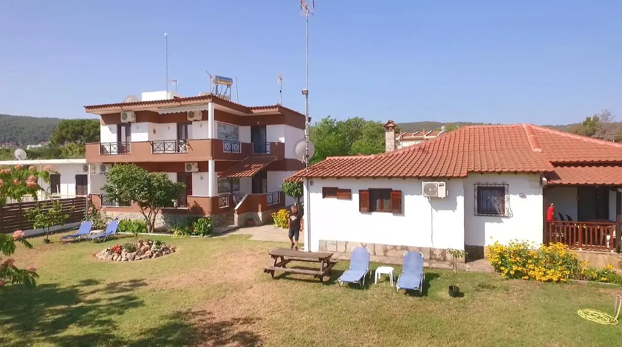 Lampos House Vourvourou Apartment