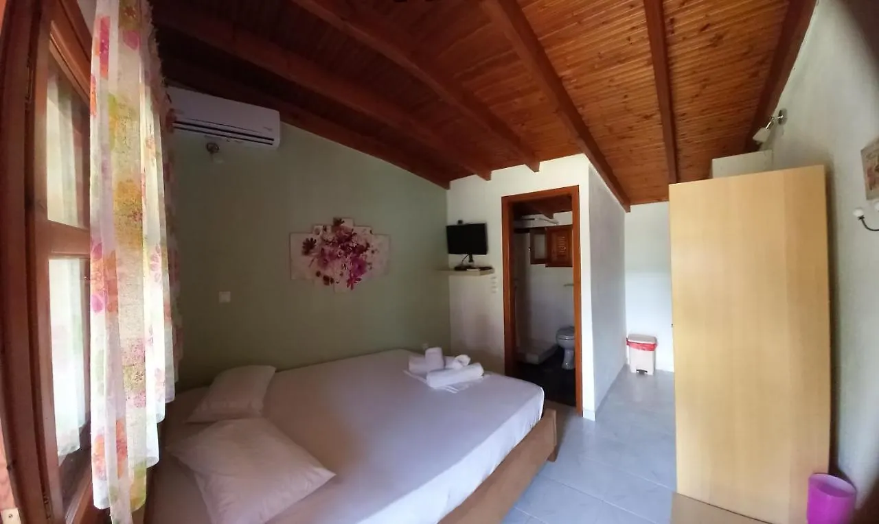 Lampos House Vourvourou Apartment Greece