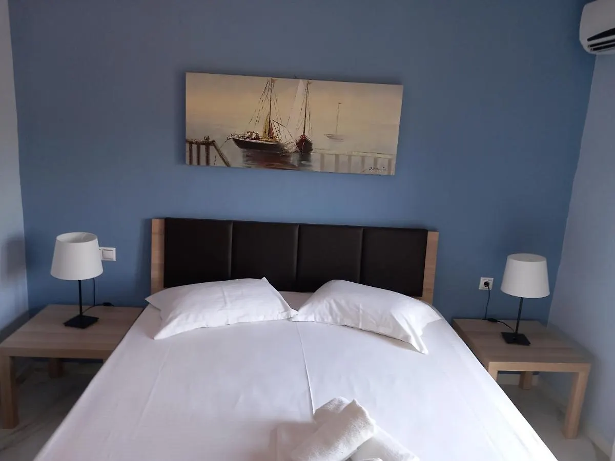 Lampos House Vourvourou Apartment 0*,  Greece