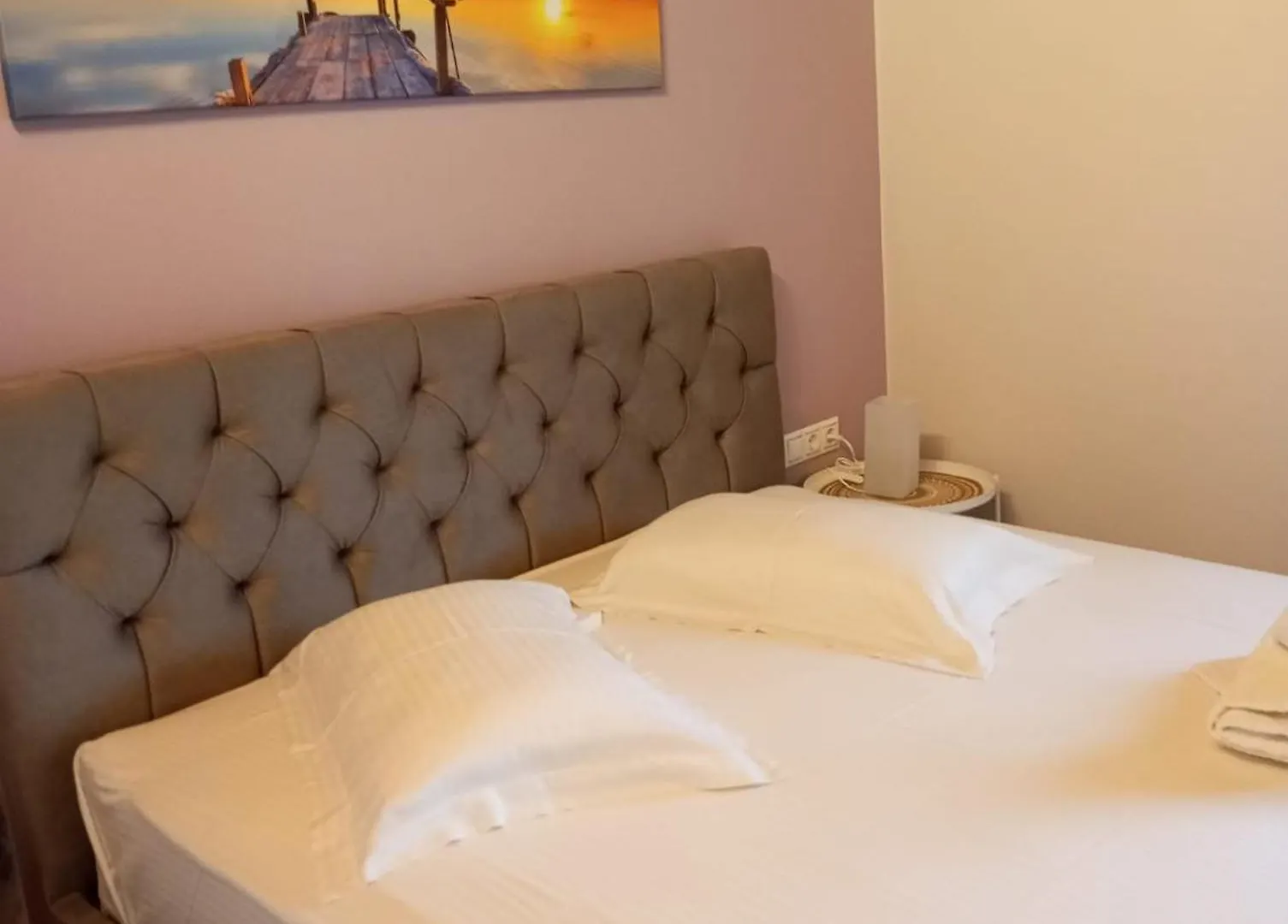 Lampos House Vourvourou Apartment