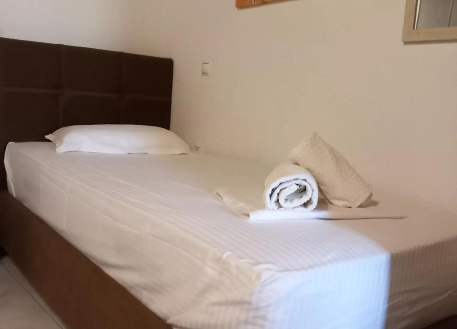 Lampos House Vourvourou Apartment